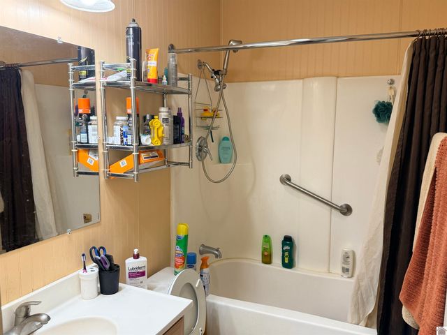 150 Karen Dr # 11, Paducah, KY 42003