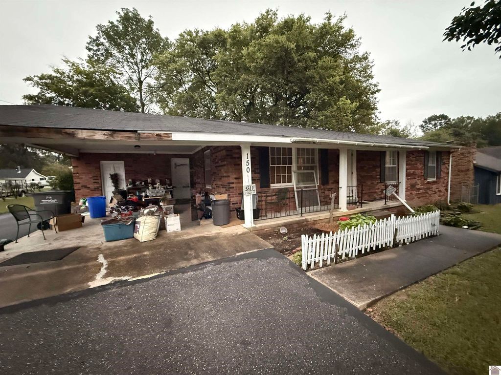 150 Karen Dr # 11, Paducah, KY 42003