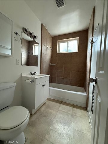 400 S Marengo 4, Pasadena, CA 91101