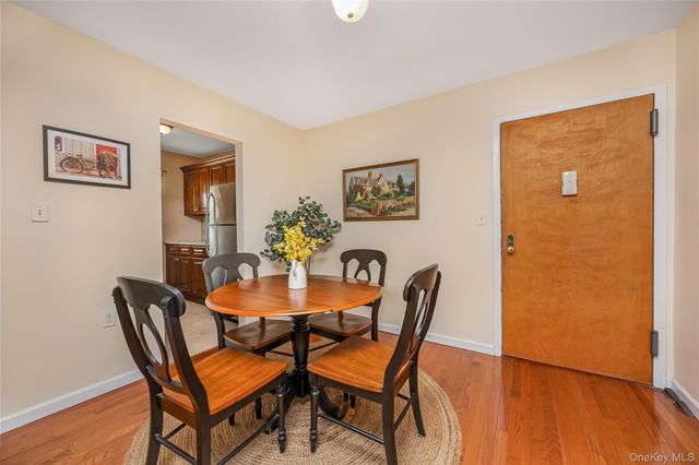 4 Rose Street Building 6 Unit D-1, Oceanside, NY 11572