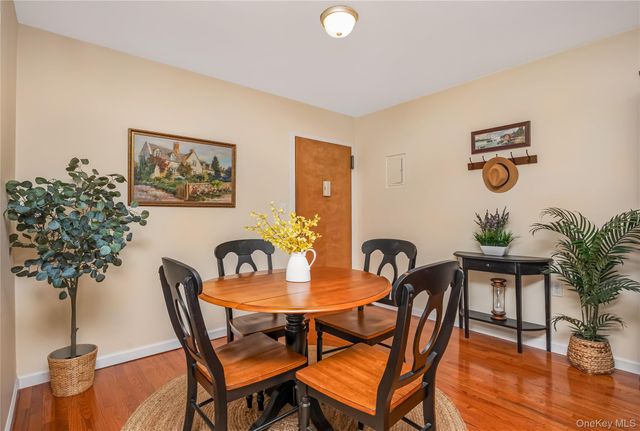 4 Rose Street Building 6 Unit D-1, Oceanside, NY 11572
