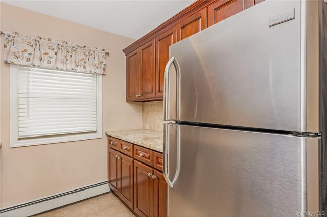 4 Rose Street Building 6 Unit D-1, Oceanside, NY 11572