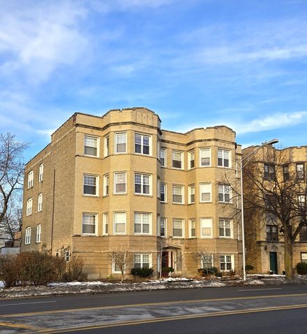 8910 Skokie Boulevard 2N, Skokie, IL 60077