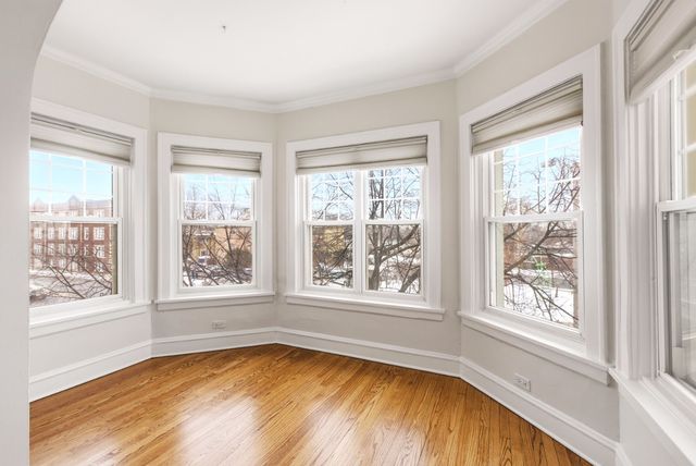 8910 Skokie Boulevard 2N, Skokie, IL 60077