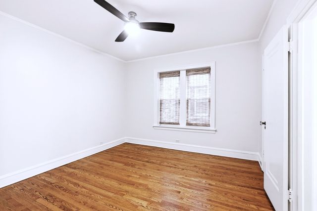 8910 Skokie Boulevard 2N, Skokie, IL 60077