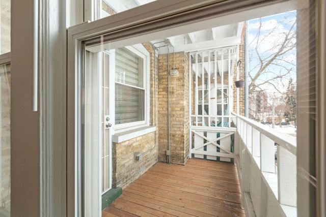 8910 Skokie Boulevard 2N, Skokie, IL 60077