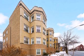 8910 Skokie Boulevard 2N, Skokie, IL 60077