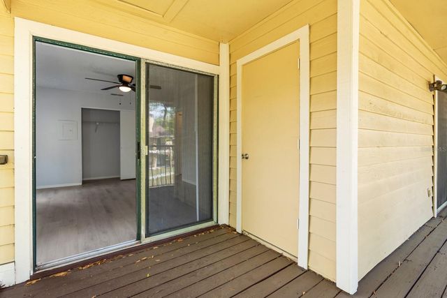 8609 MALLARD RESERVE DRIVE 203, Tampa, FL 33614