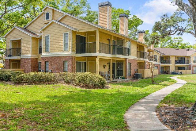 8609 MALLARD RESERVE DRIVE 203, Tampa, FL 33614