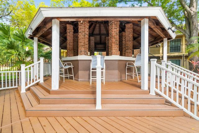 8609 MALLARD RESERVE DRIVE 203, Tampa, FL 33614