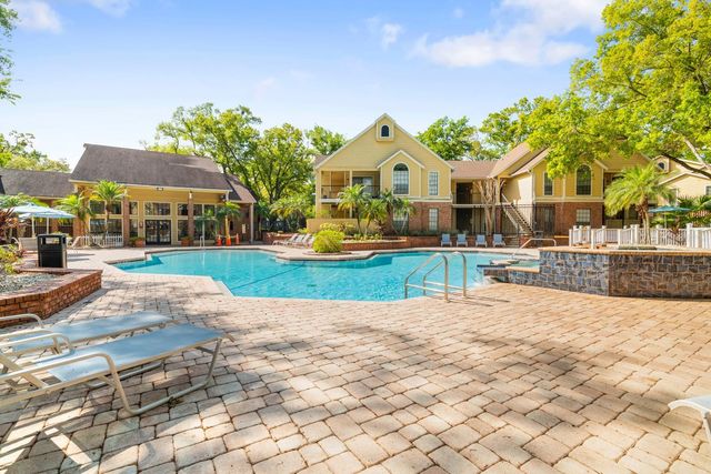 8609 MALLARD RESERVE DRIVE 203, Tampa, FL 33614