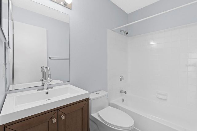 8609 MALLARD RESERVE DRIVE 203, Tampa, FL 33614