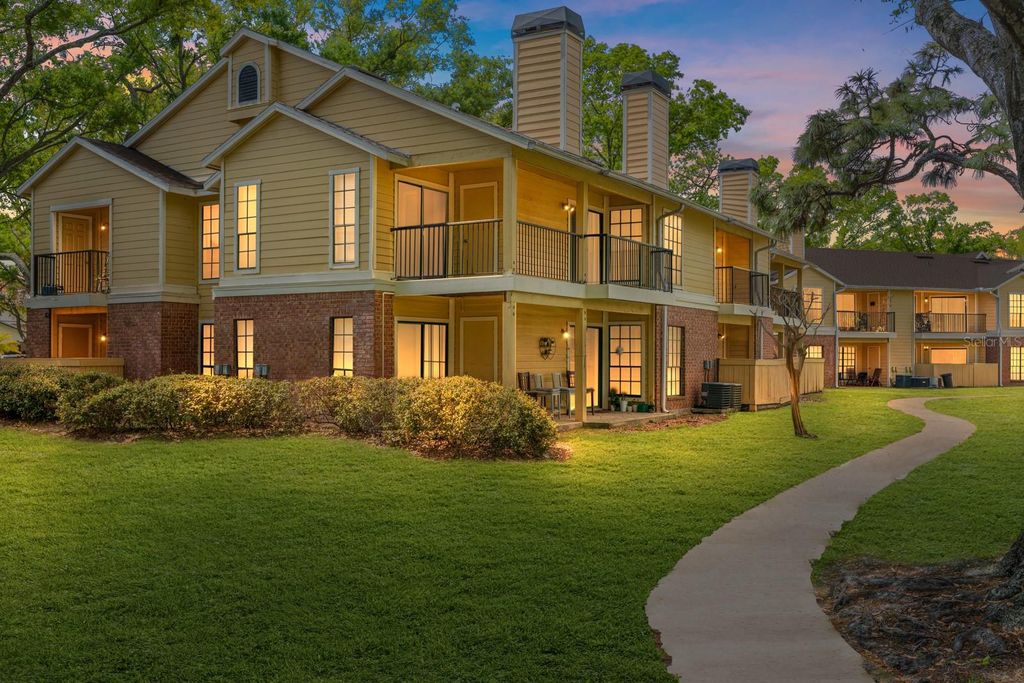 8609 MALLARD RESERVE DRIVE 203, Tampa, FL 33614