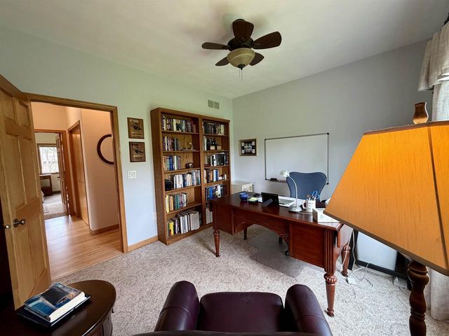 5609 N COUNTY ROAD F, Janesville, WI 53545