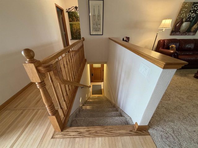 5609 N COUNTY ROAD F, Janesville, WI 53545