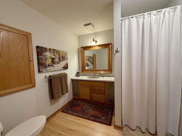 5609 N COUNTY ROAD F, Janesville, WI 53545