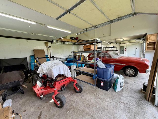 5609 N COUNTY ROAD F, Janesville, WI 53545