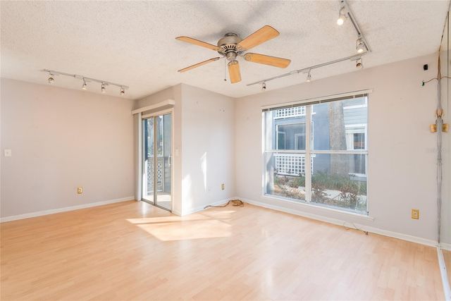 606 S ALBANY AVENUE 9, Tampa, FL 33606