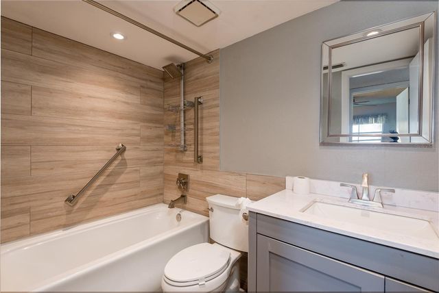 606 S ALBANY AVENUE 9, Tampa, FL 33606