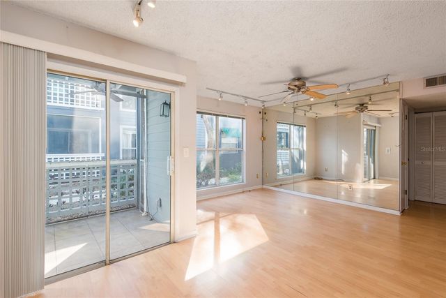 606 S ALBANY AVENUE 9, Tampa, FL 33606