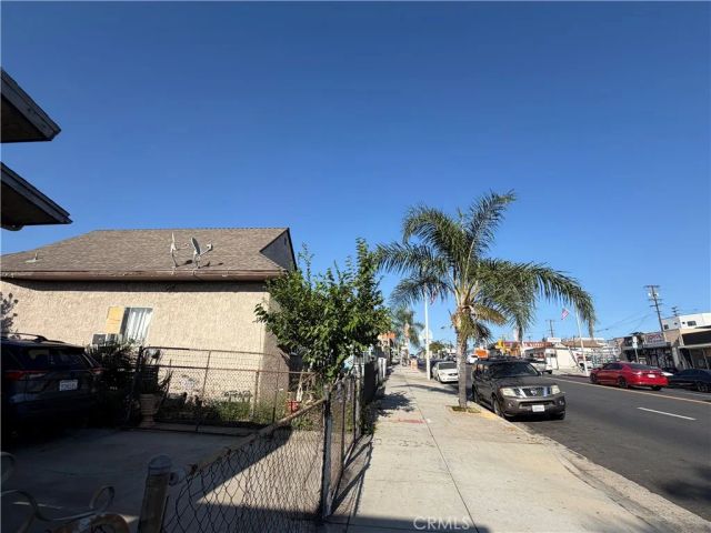4227 E Cesar E Chavez, Los Angeles, CA 90063