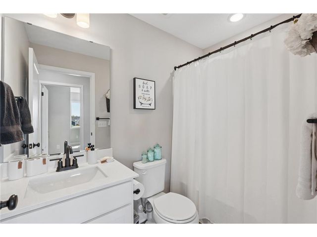 1305 Violet Street, New Richmond, WI 54017