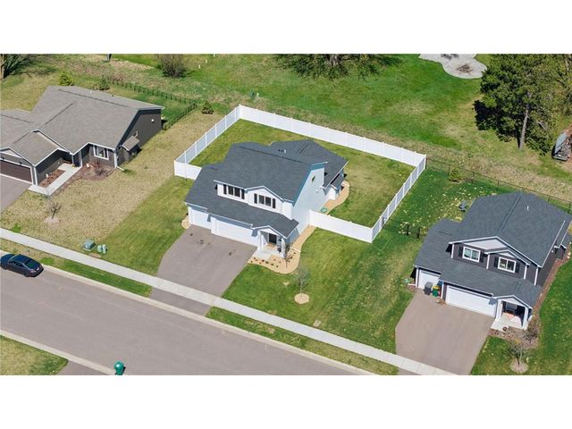 1305 Violet Street, New Richmond, WI 54017