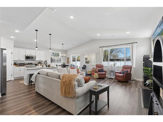 1305 Violet Street, New Richmond, WI 54017