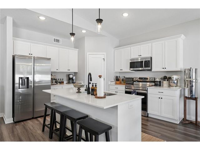 1305 Violet Street, New Richmond, WI 54017