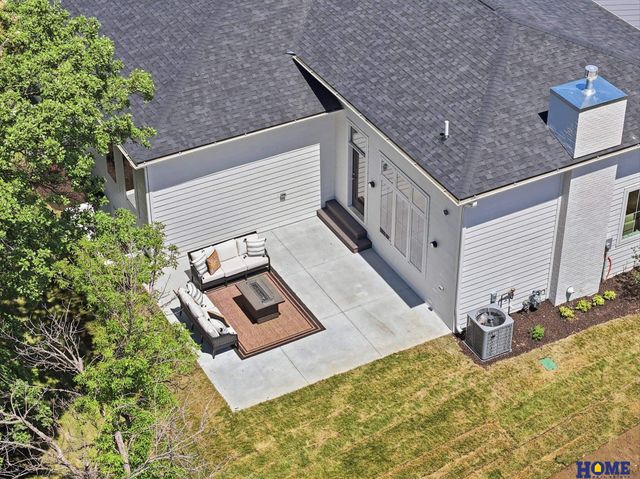 843 S 88th Street, Lincoln, NE 68520