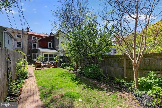 237 W BARNARD ST, West Chester, PA 19382