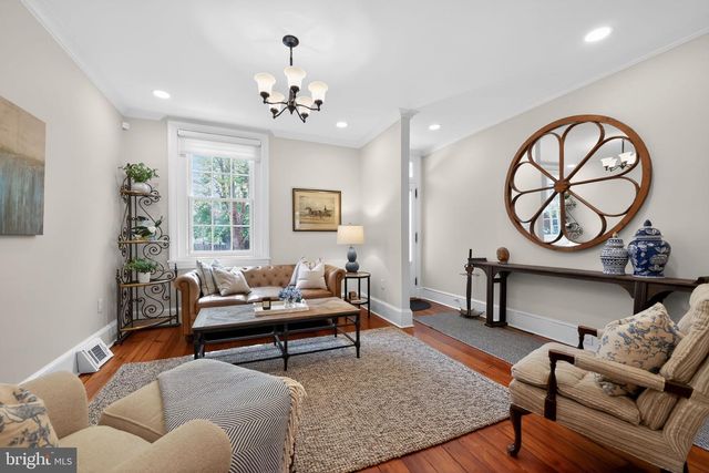 237 W BARNARD ST, West Chester, PA 19382