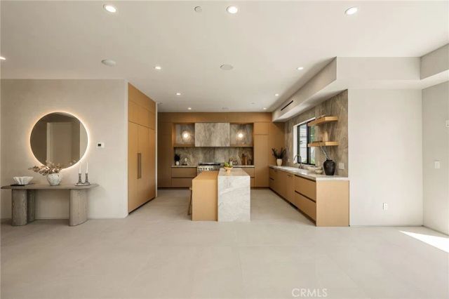 12408 Cumpston, Valley Village, CA 91607