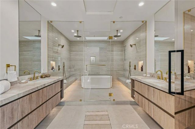 12408 Cumpston, Valley Village, CA 91607