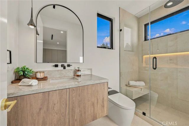 12408 Cumpston, Valley Village, CA 91607