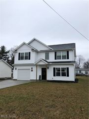 73 Heights Avenue, Northfield, OH 44067