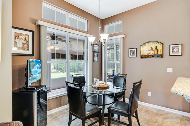 656 Meadowbrook Ln., Calabash, NC 28467