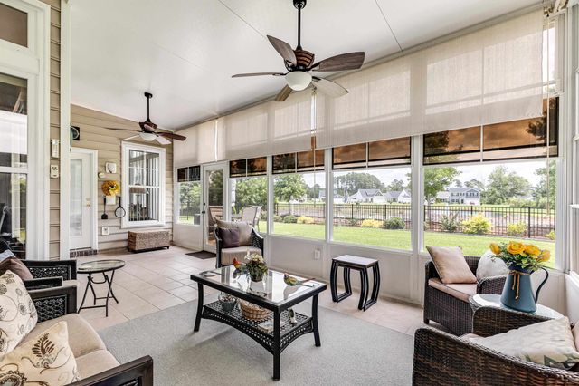 656 Meadowbrook Ln., Calabash, NC 28467