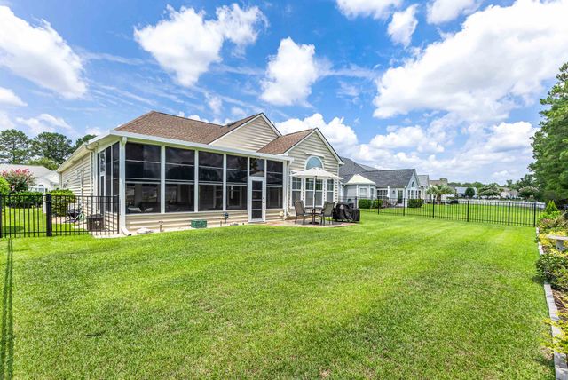 656 Meadowbrook Ln., Calabash, NC 28467