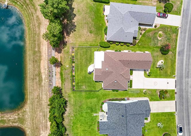 656 Meadowbrook Ln., Calabash, NC 28467