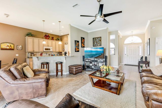 656 Meadowbrook Ln., Calabash, NC 28467