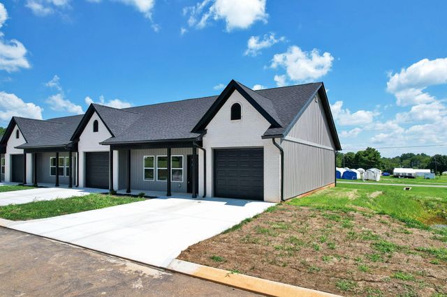 1090 Congress Parkway, N, Athens, TN 37303