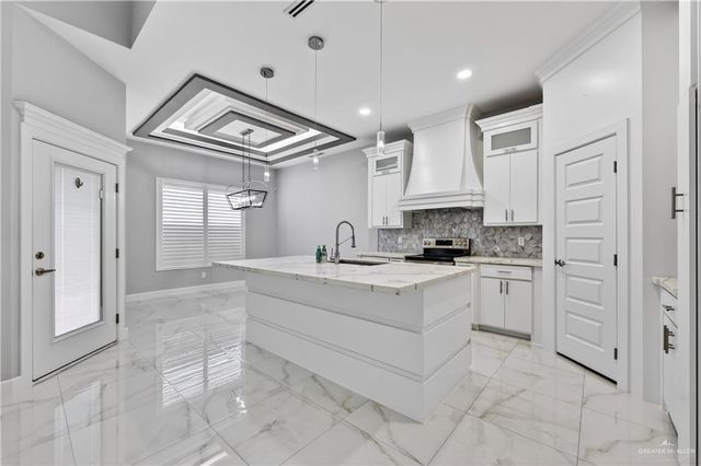 906 Bette Street, Pharr, TX 78577