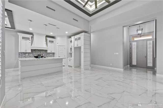 906 Bette Street, Pharr, TX 78577