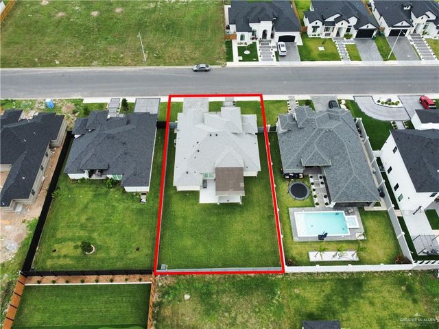 906 Bette Street, Pharr, TX 78577