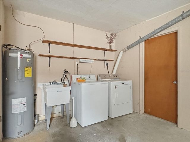 5430 HAYDEN BOULEVARD, Sarasota, FL 34232