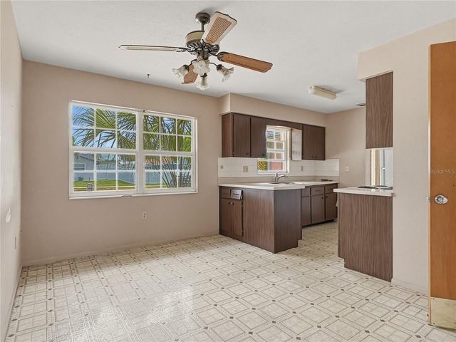 5430 HAYDEN BOULEVARD, Sarasota, FL 34232