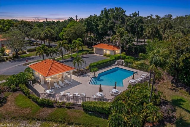 7648 Oleander Gate DR H202, Naples, FL 34109
