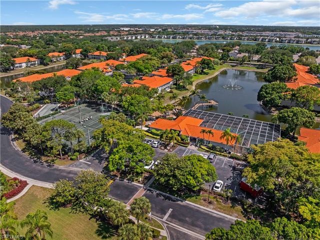 7648 Oleander Gate DR H202, Naples, FL 34109
