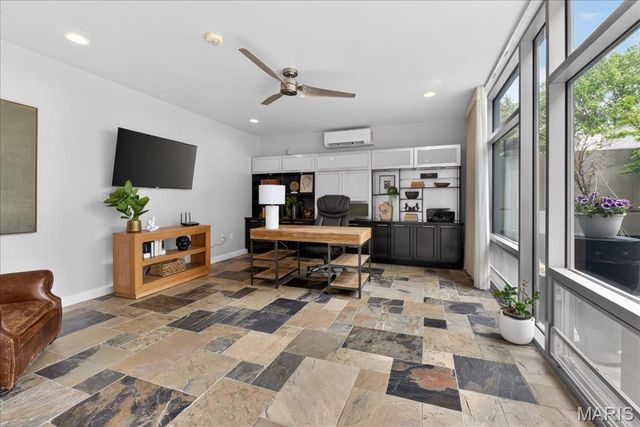 4545 Lindell Boulevard 3, St Louis, MO 63108